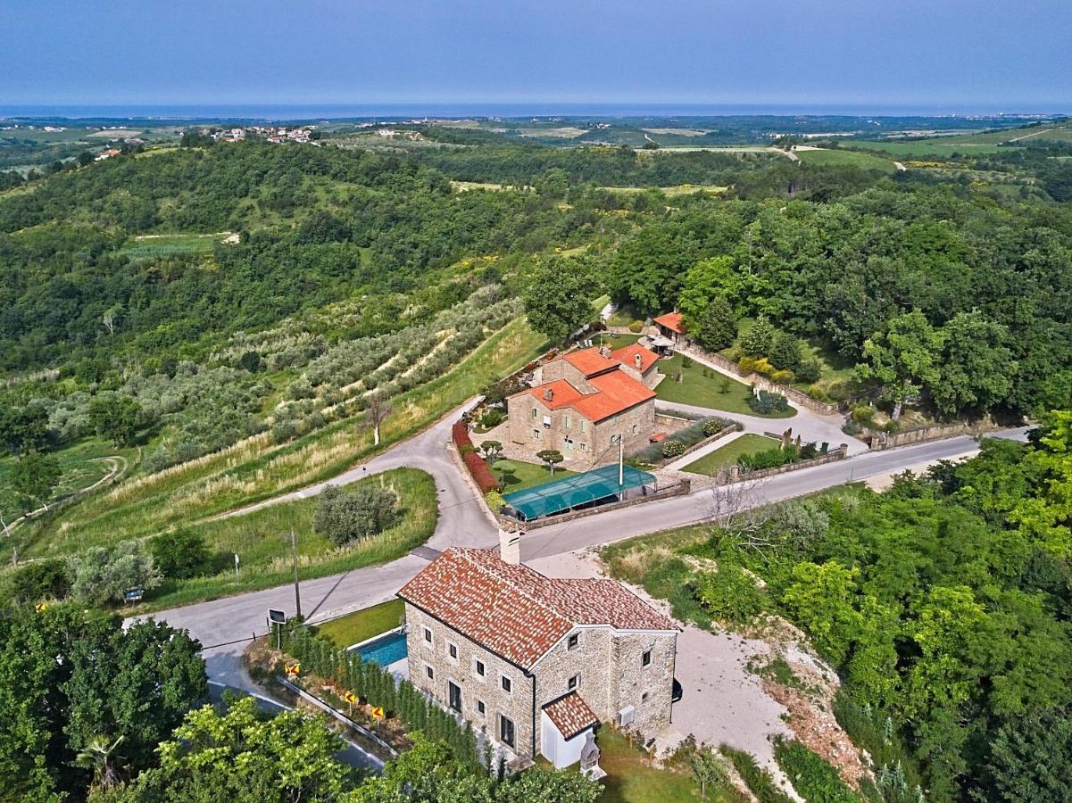 Villa Carica Krasica  ภายนอก รูปภาพ