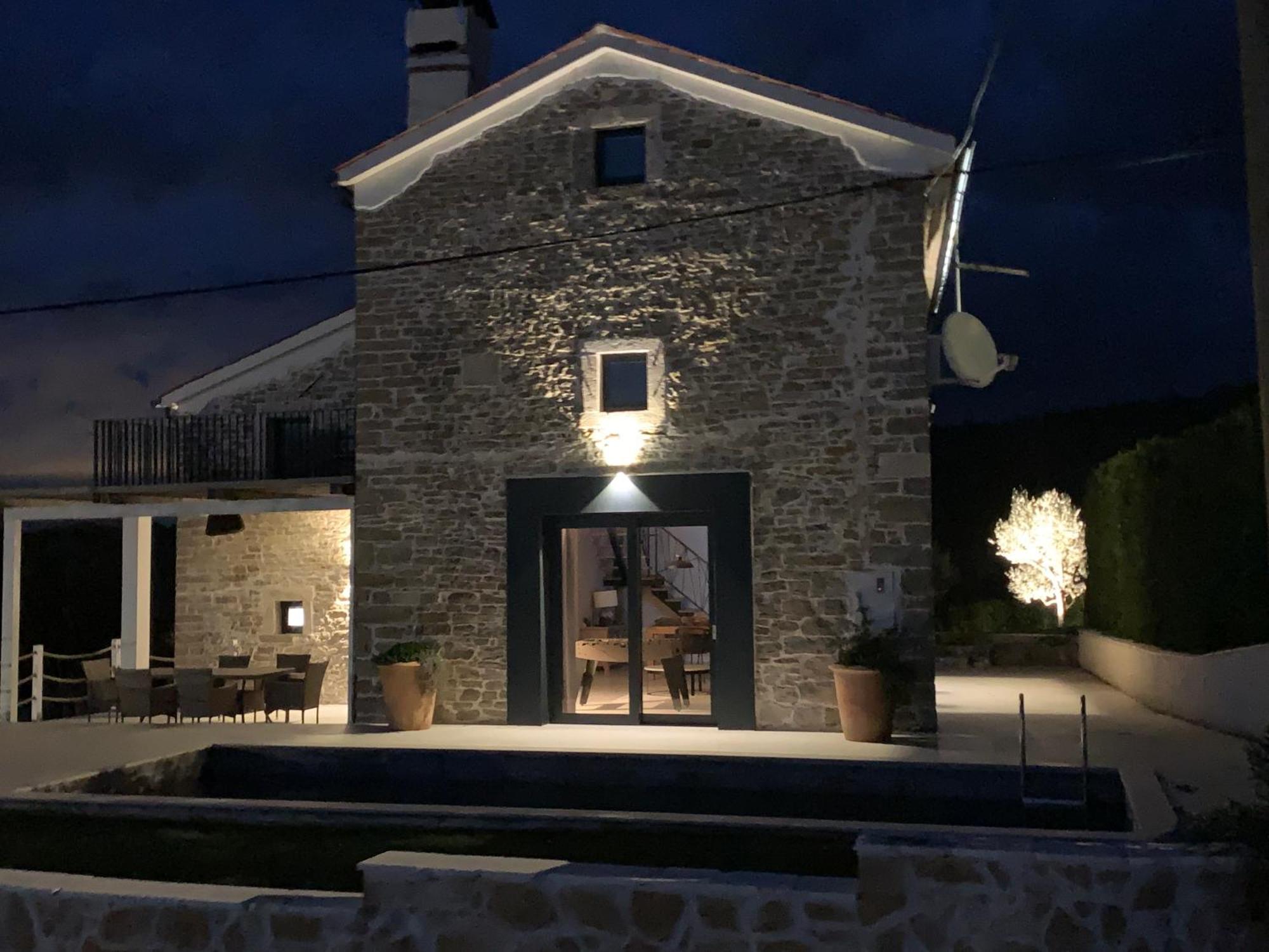 Villa Carica Krasica  ภายนอก รูปภาพ
